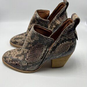 Jeffrey Campbell Rowlin Snake Reptile Ankle Boots sz 6.5